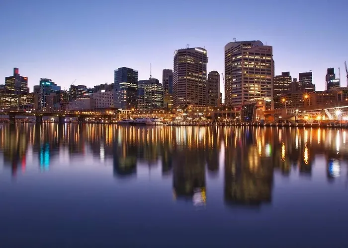 Darling Harbour Stunning City Location With Pool, Gym, Wifi, Netflix